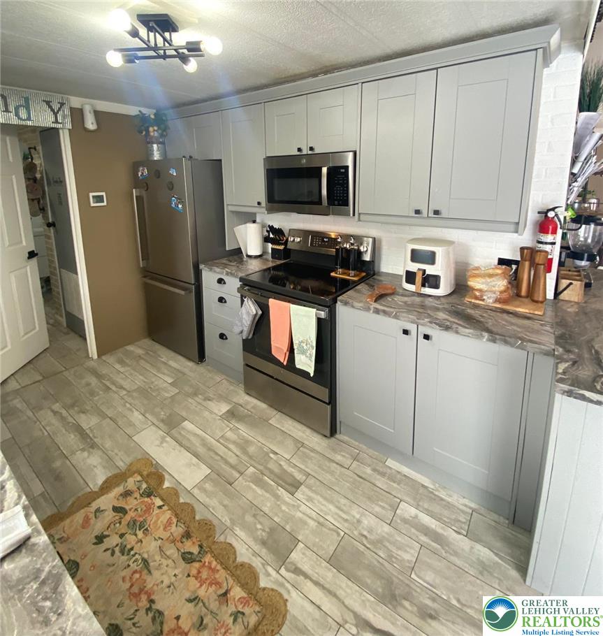 8755 Breinig Run Circle Property Photo 15