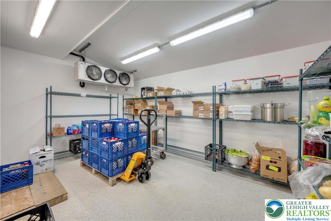 67 Park Avenue Property Photo 27