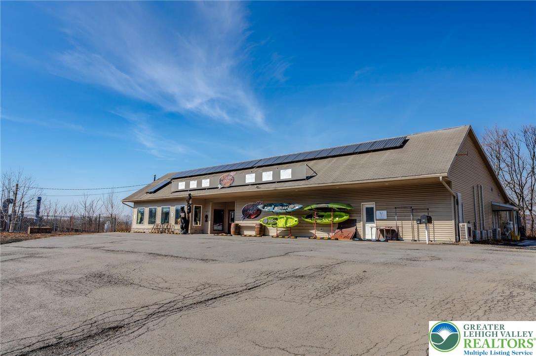 400 Interchange Road Property Photo 1