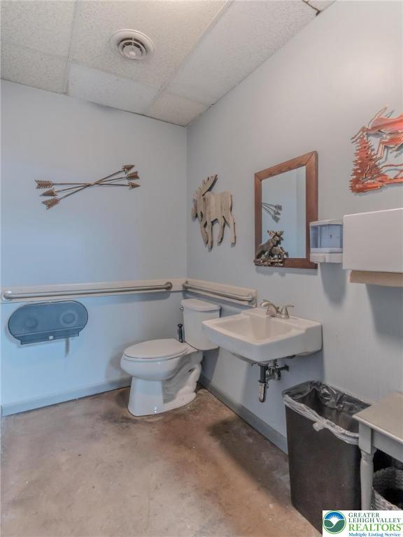400 Interchange Road Property Photo 29
