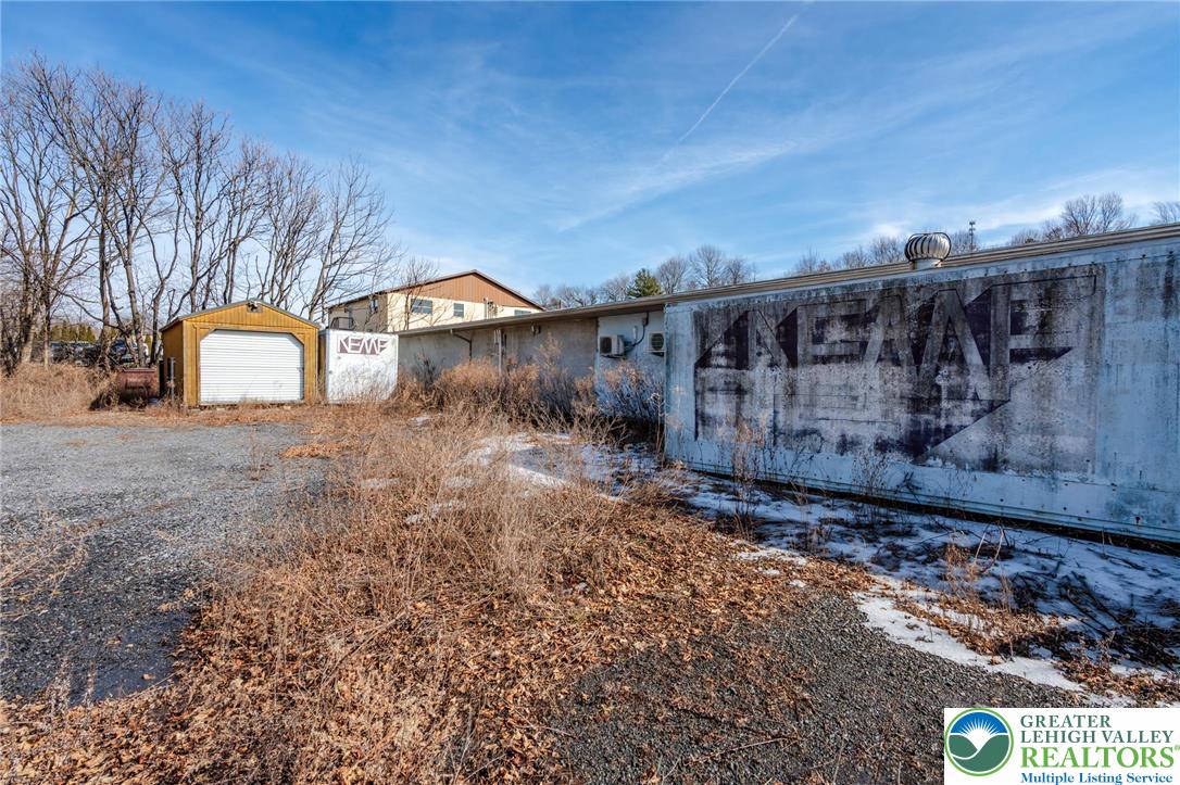 400 Interchange Road Property Photo 31