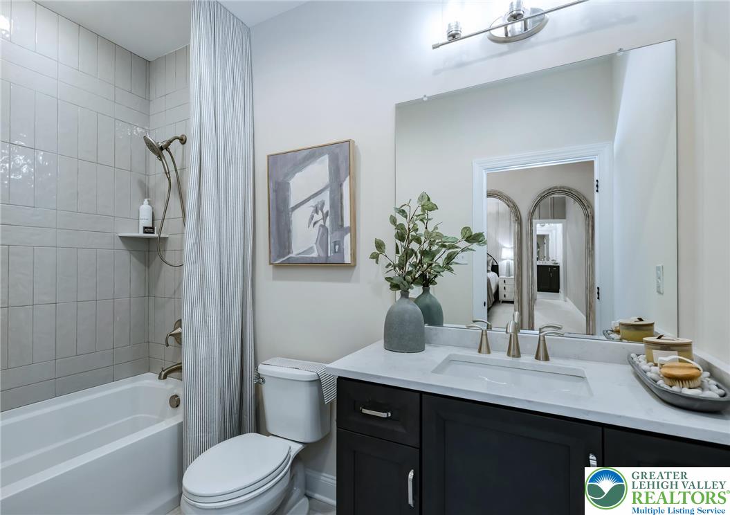 5401 Red Oak Drive Property Photo 32