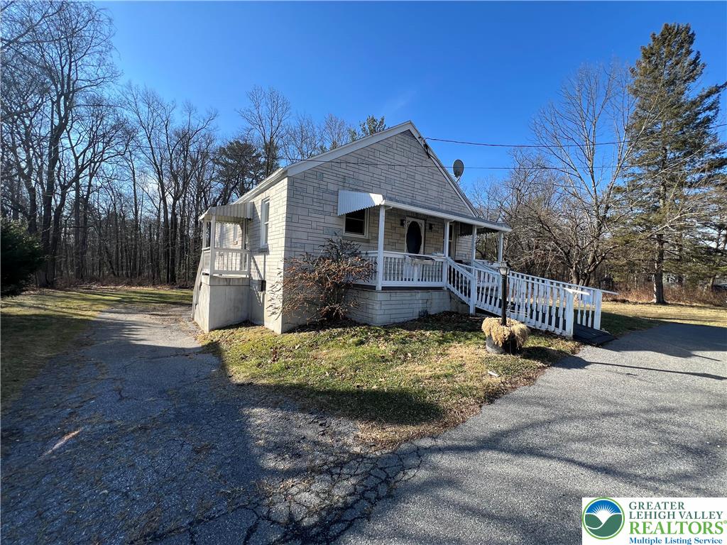 3749 Mountain View Drive Property Photo 1