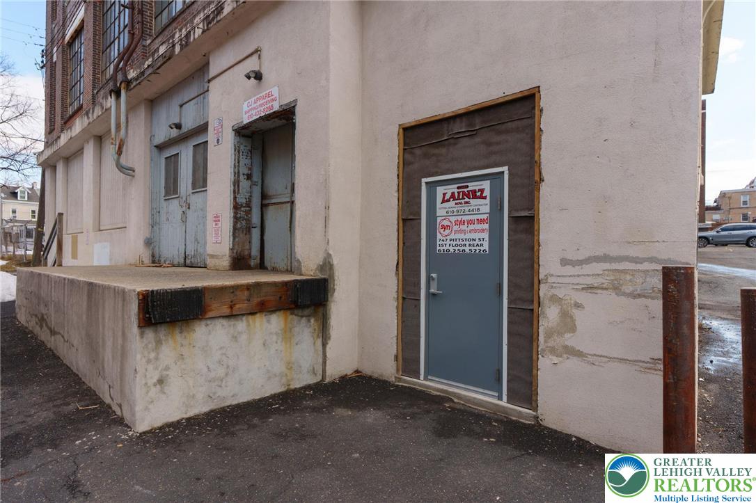 747 Pittston Street Property Photo 18