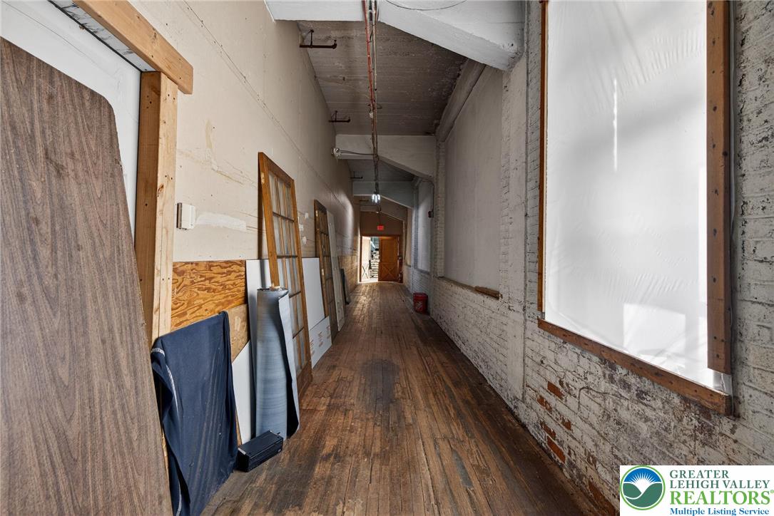 747 Pittston Street Property Photo 24