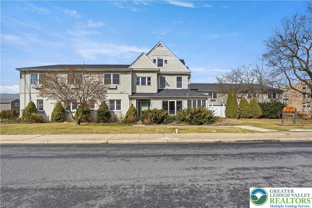659 Broad Street Property Photo 1