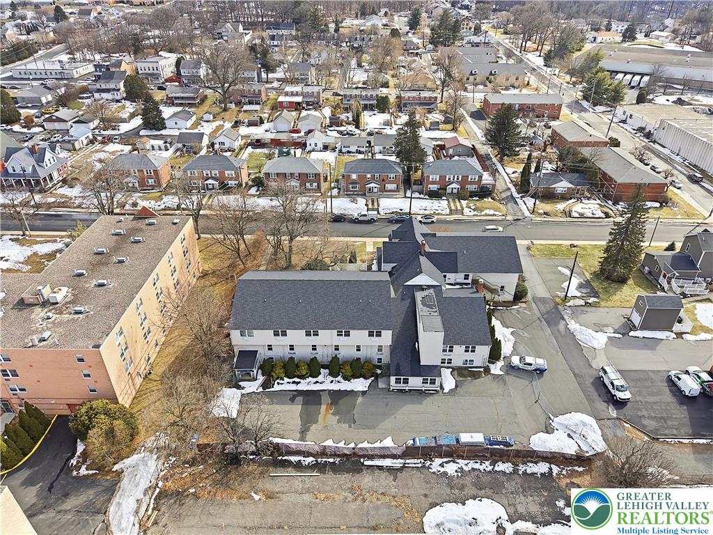 659 Broad Street Property Photo 9