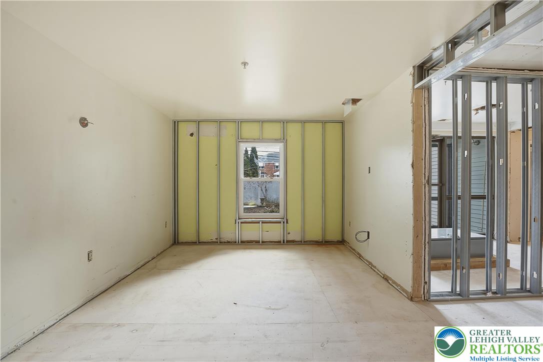 659 Broad Street Property Photo 12