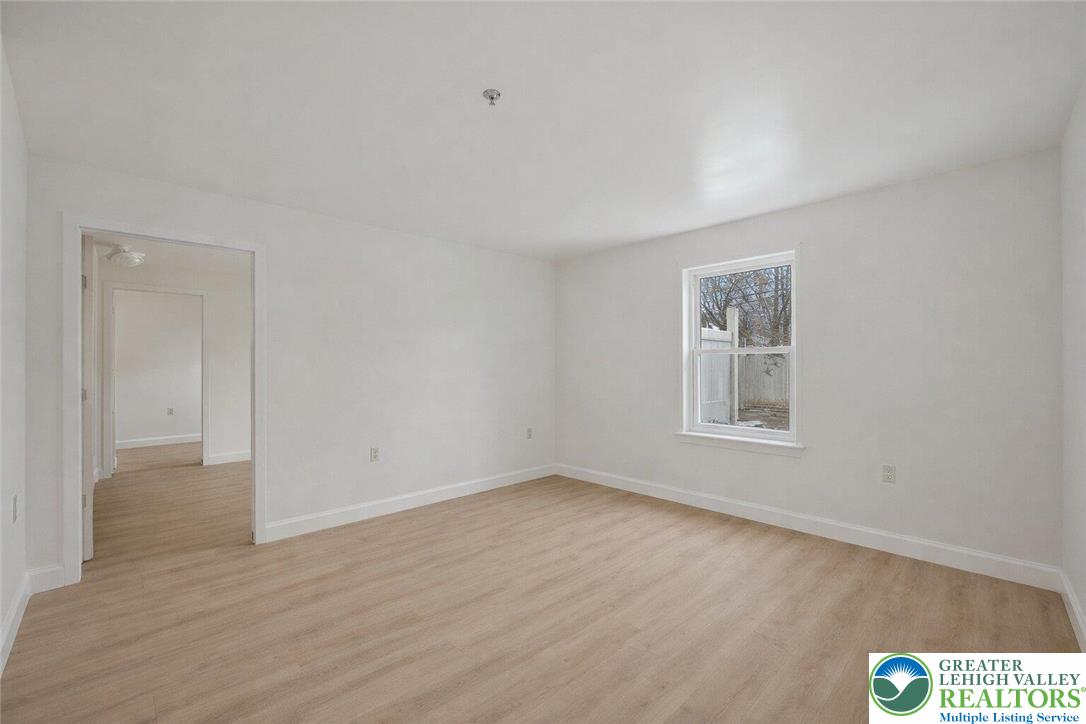 659 Broad Street Property Photo 15