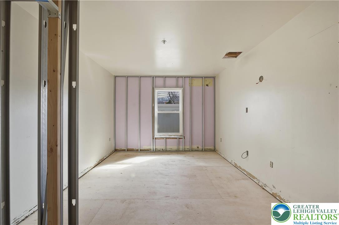 659 Broad Street Property Photo 16