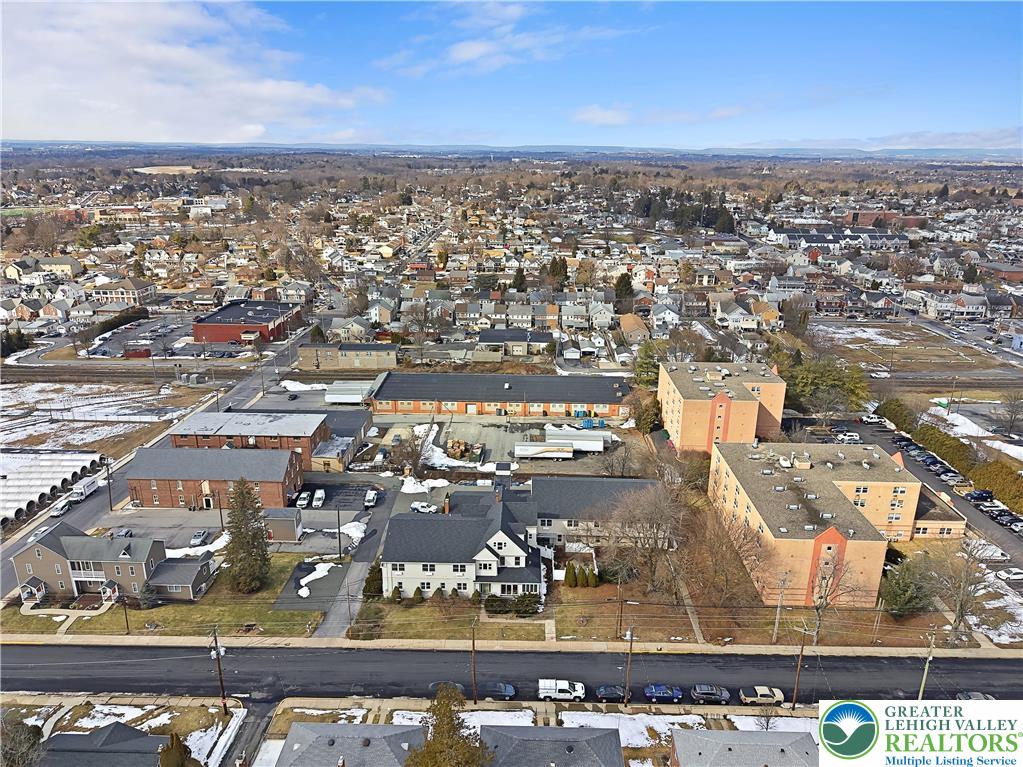 659 Broad Street Property Photo 25