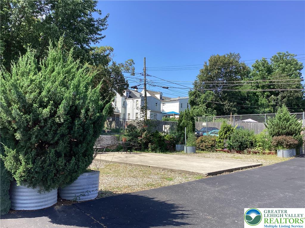 145 South 11th Street B & C Property Photo 6
