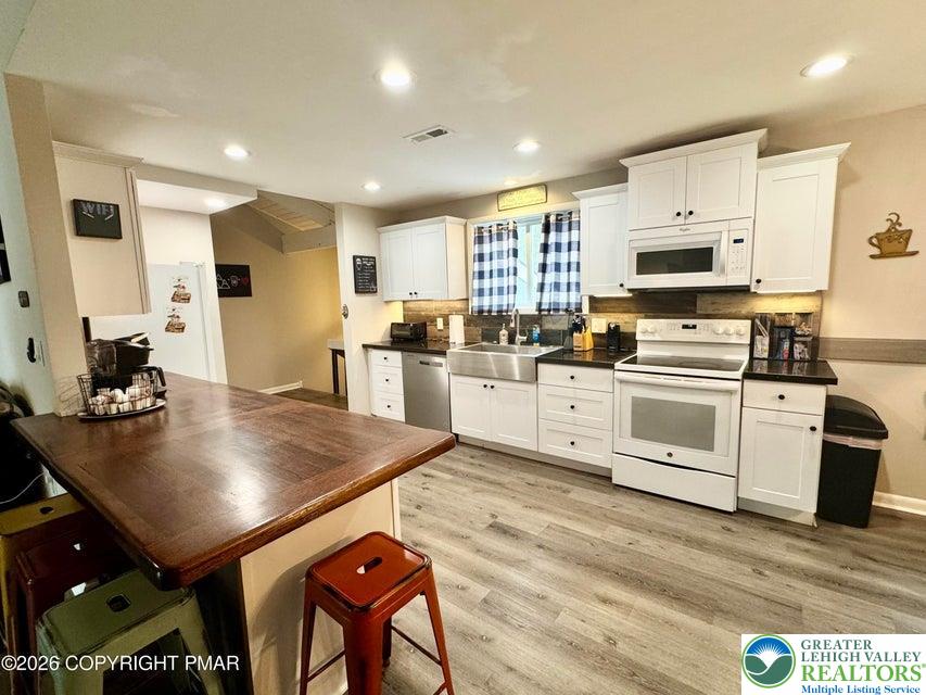 9 Sassafras Road Property Photo 8