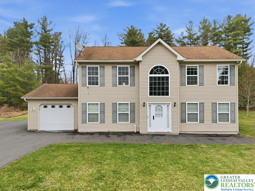 136 Kimberly Drive Property Photo 1