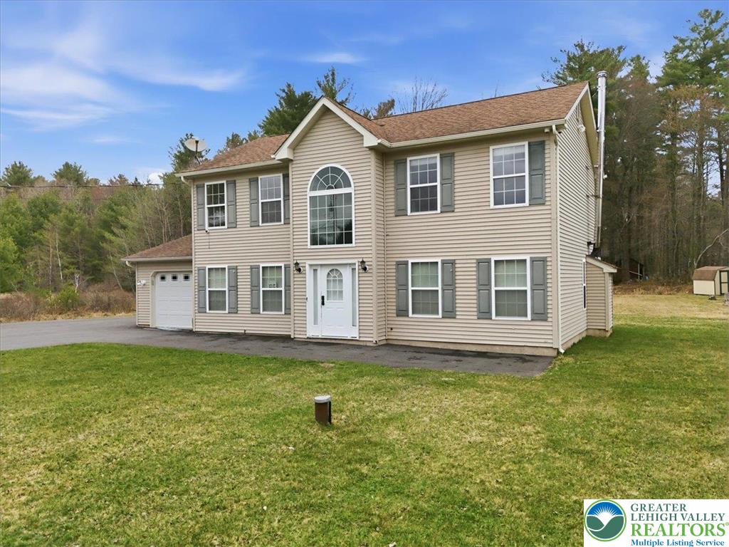 136 Kimberly Drive Property Photo 3