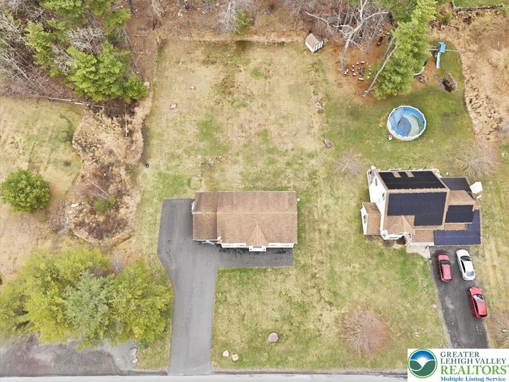 136 Kimberly Drive Property Photo 82