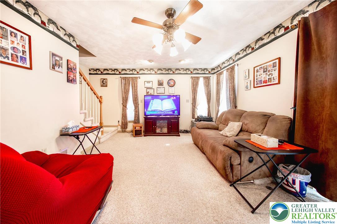 1819 Chianti Place Property Photo 8