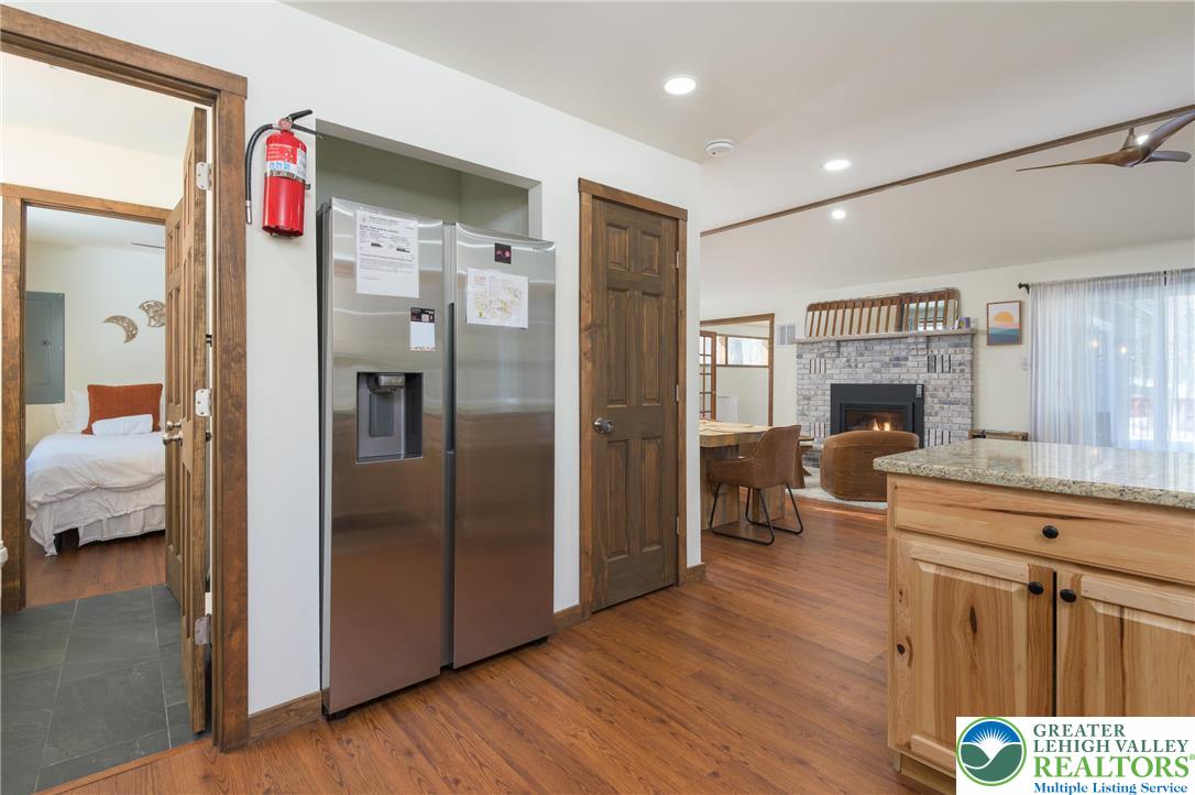2206 Chatham Court Property Photo 7