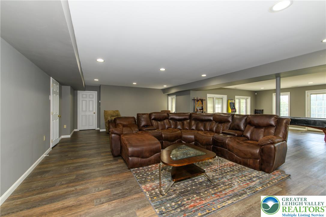 2100 Fox Hollow Lane Property Photo 64