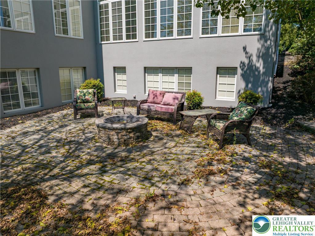 2100 Fox Hollow Lane Property Photo 80
