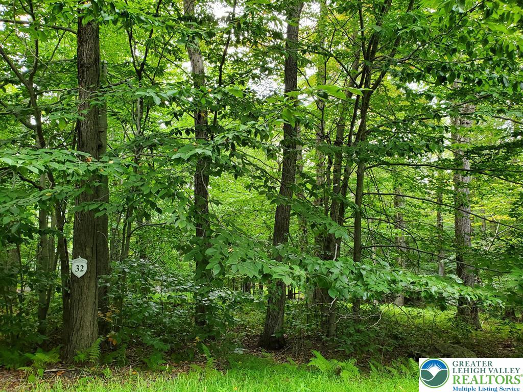39 Oak Leaf Lane Property Photo 1