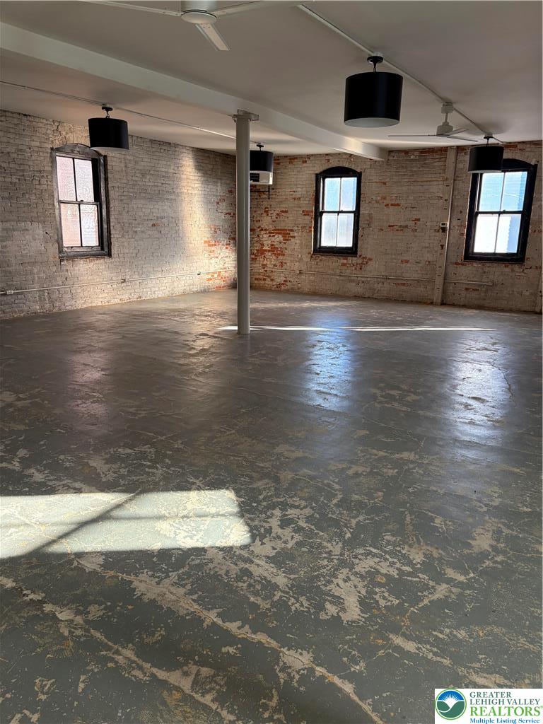 63 South 7th Street Property Photo 3