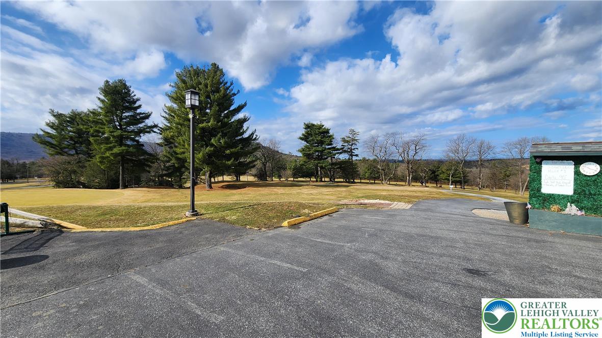 2230 Fireline Road Property Photo 14