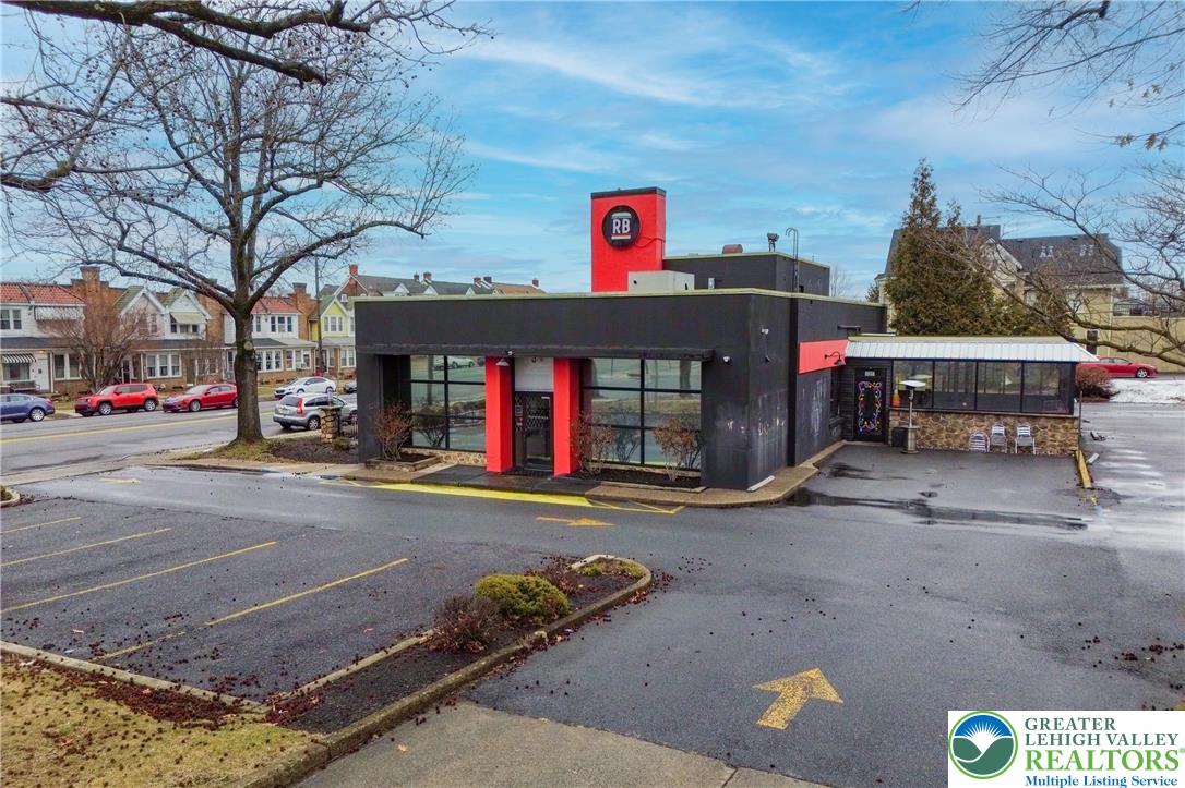 1223 Broad Street Property Photo 4