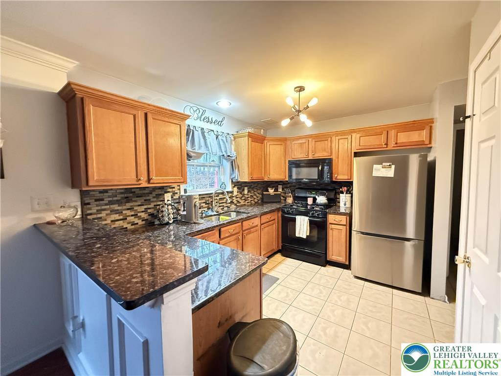 1152 Dorset Drive Property Photo 3