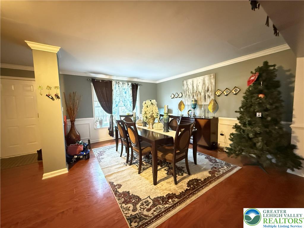 1152 Dorset Drive Property Photo 9