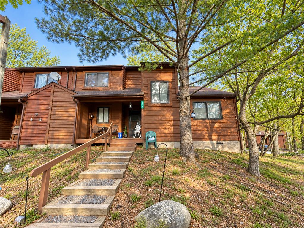 524 Wales Court Property Photo 1
