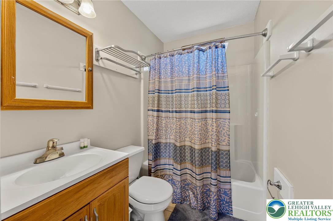 24 Hopkins Circle Property Photo 31