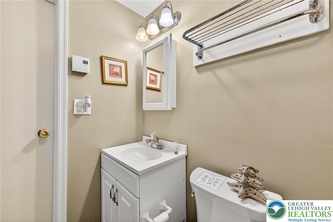 24 Hopkins Circle Property Photo 45