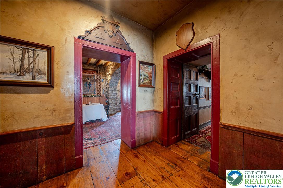 3258 Main Street Property Photo 20