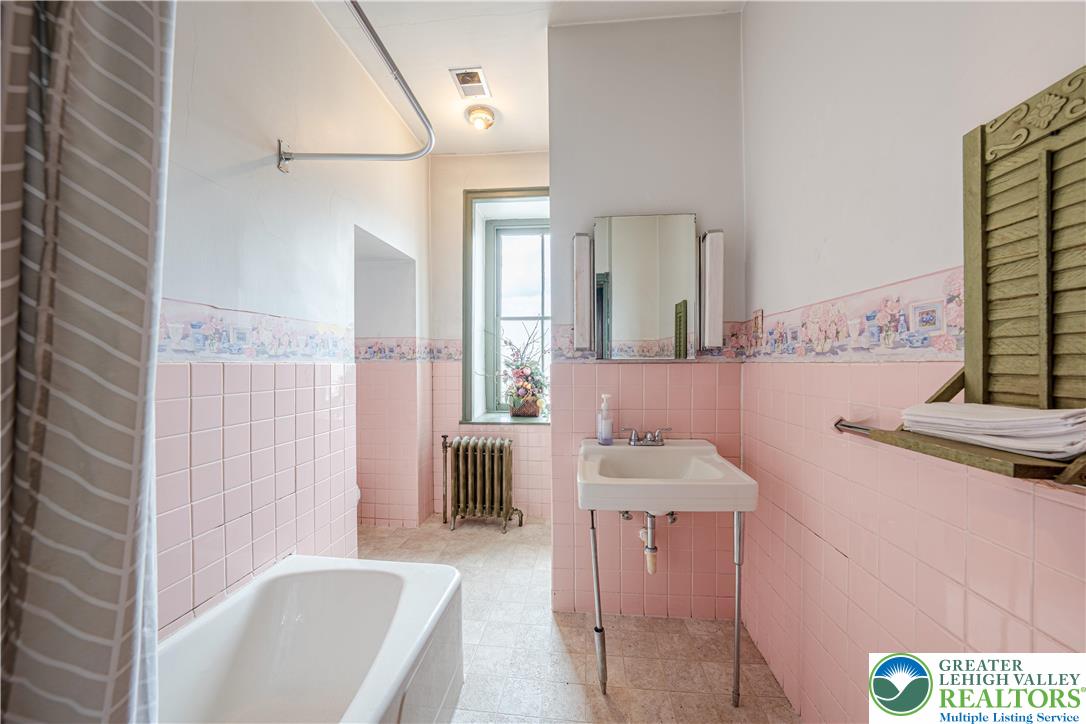 3258 Main Street Property Photo 46
