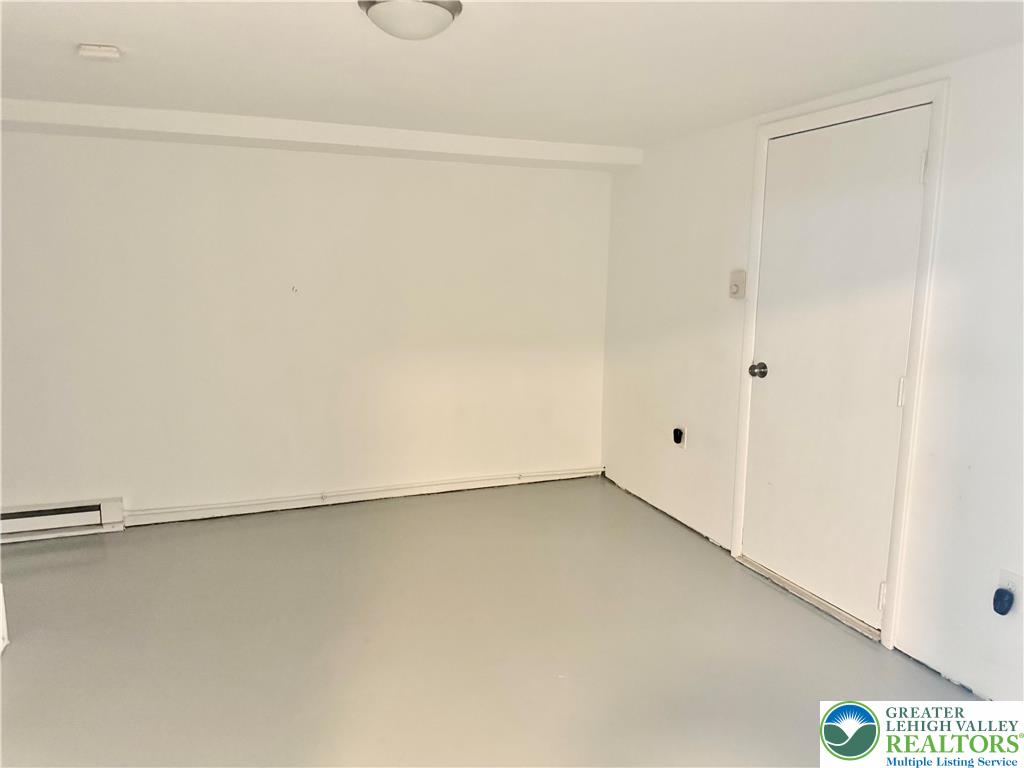 1521 Stefko Boulevard Unit 3 Property Photo 13