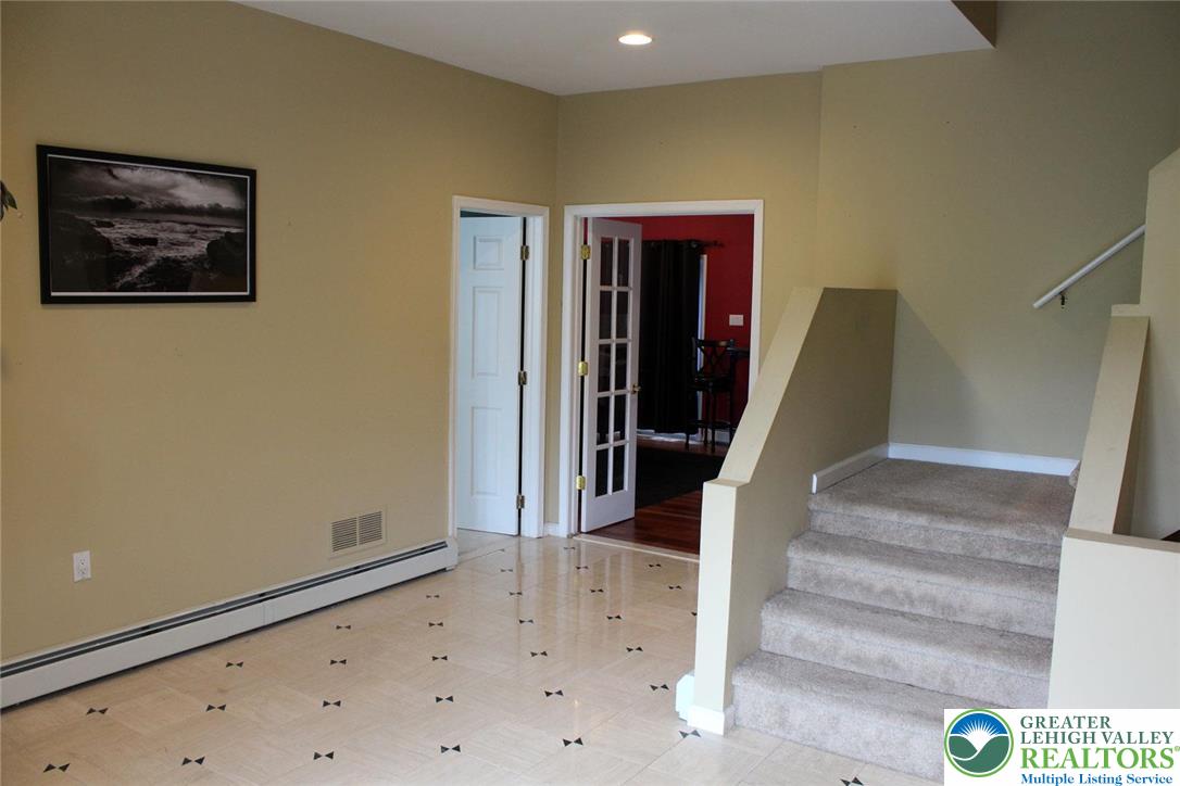 3045 West Scenic Drive Property Photo 2