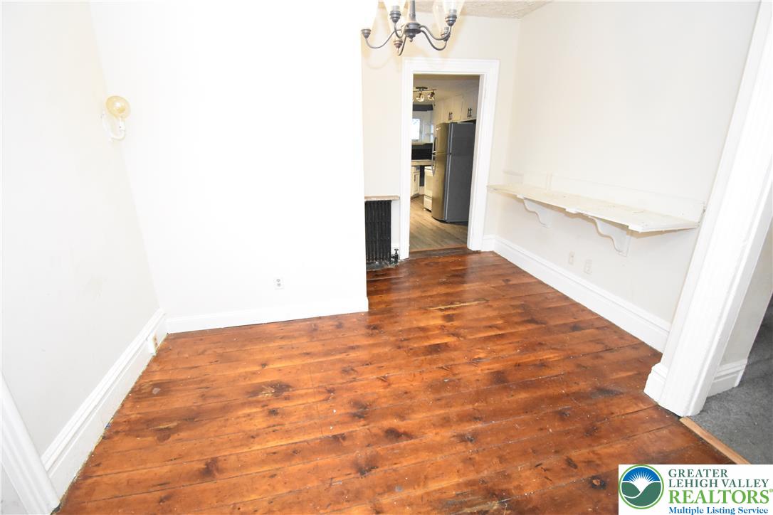 26 7th Street Property Photo 6