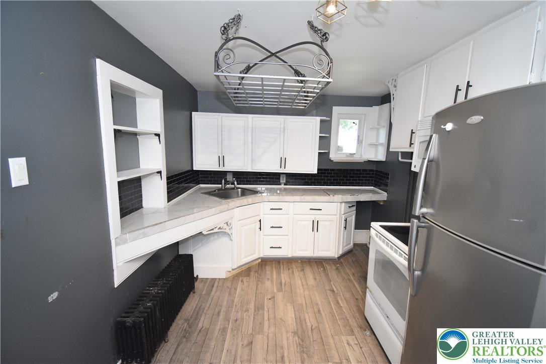 26 7th Street Property Photo 8