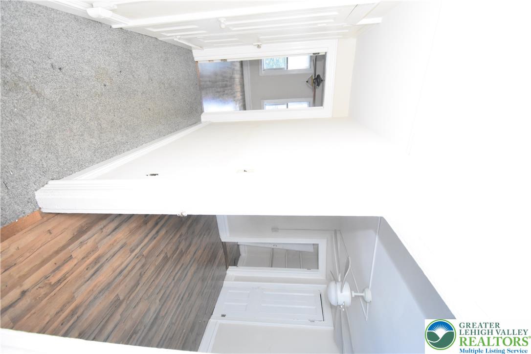 26 7th Street Property Photo 13