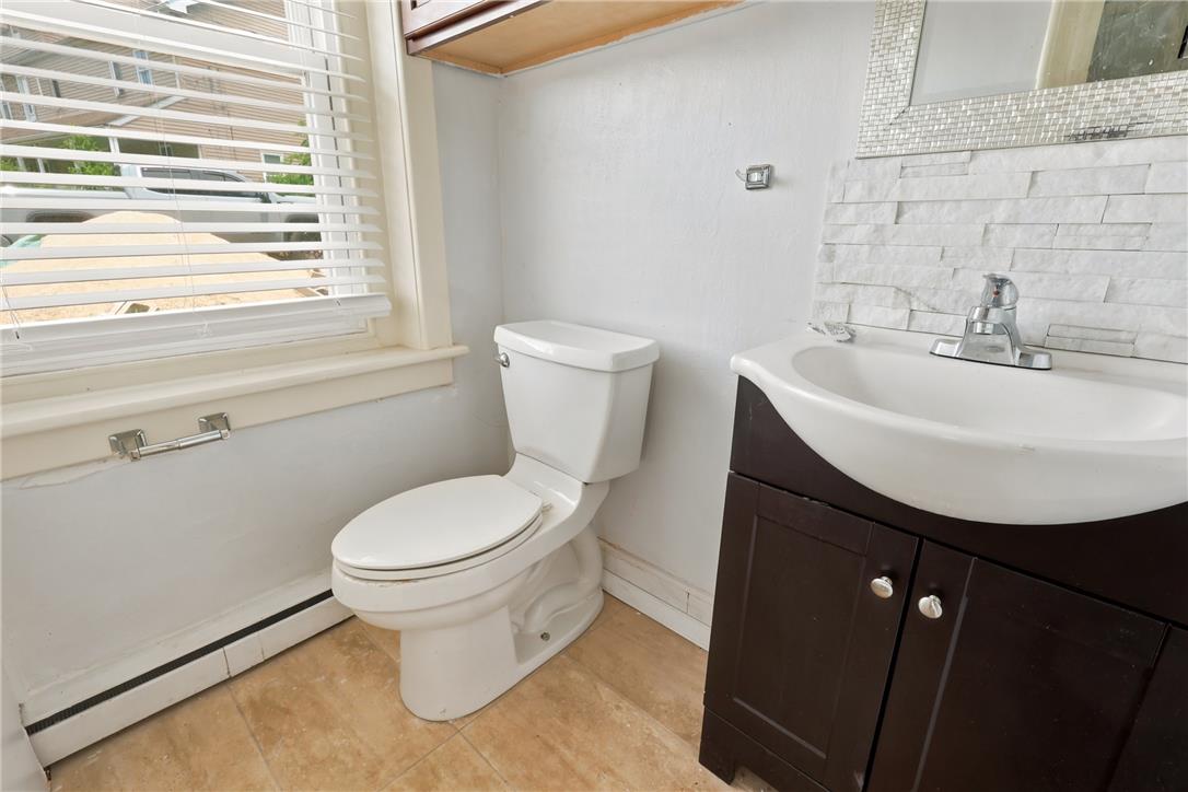 3276 Easton Avenue Property Photo 11