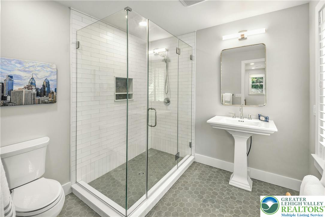 1803 Apple Tree Lane Property Photo 29