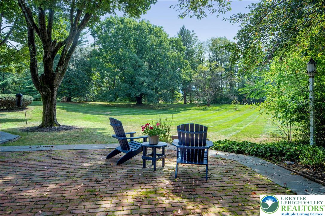 1803 Apple Tree Lane Property Photo 33