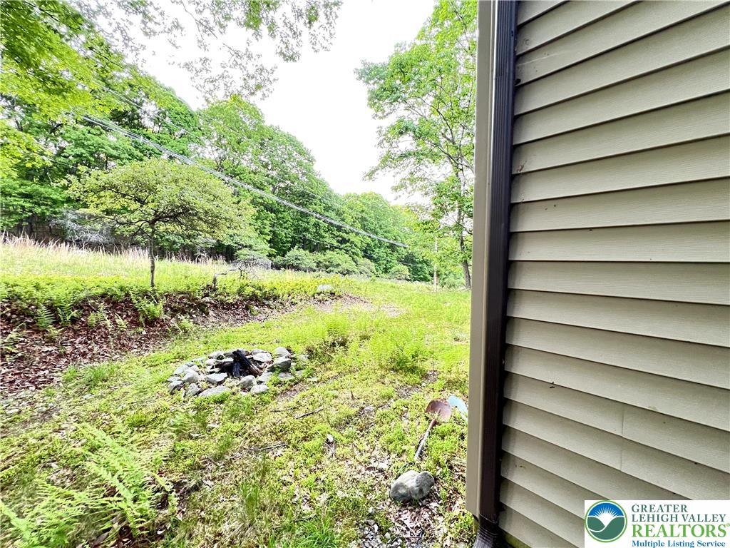 107 Warbler Court Property Photo 4