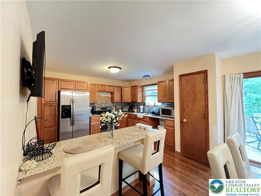 107 Warbler Court Property Photo 14