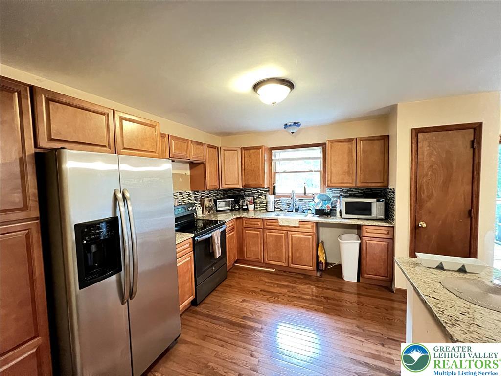 107 Warbler Court Property Photo 15