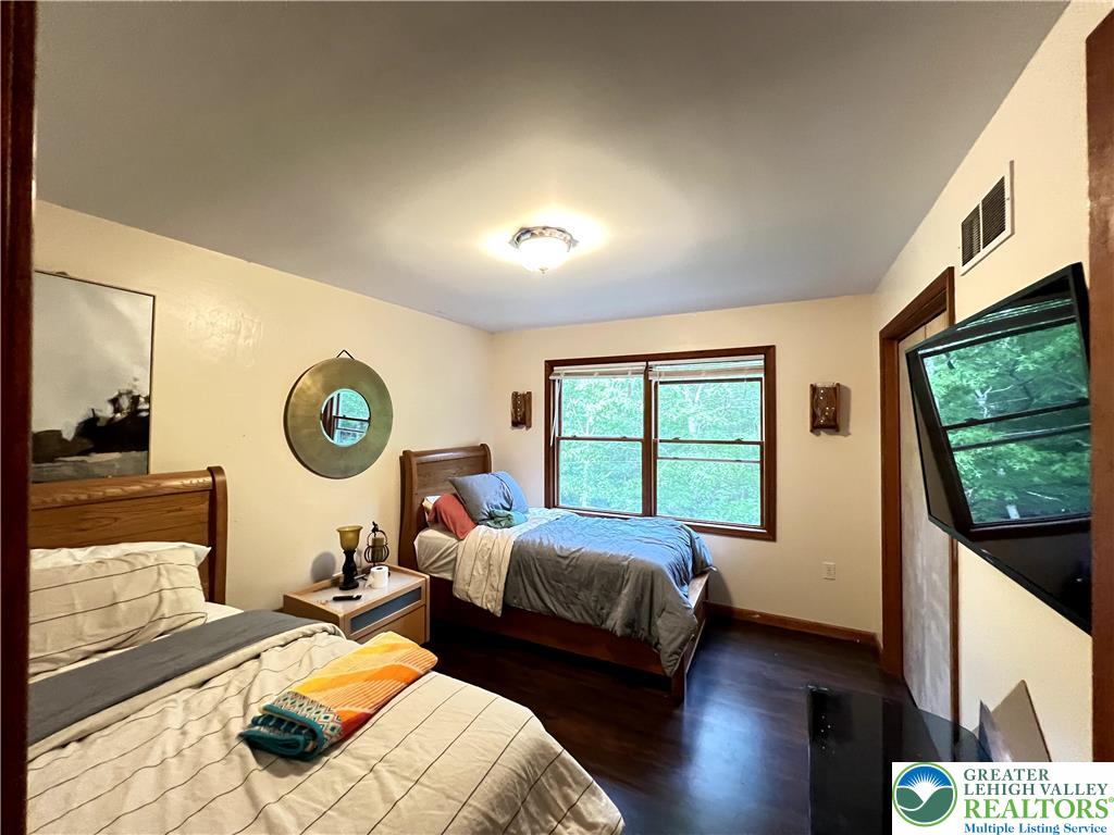 107 Warbler Court Property Photo 24
