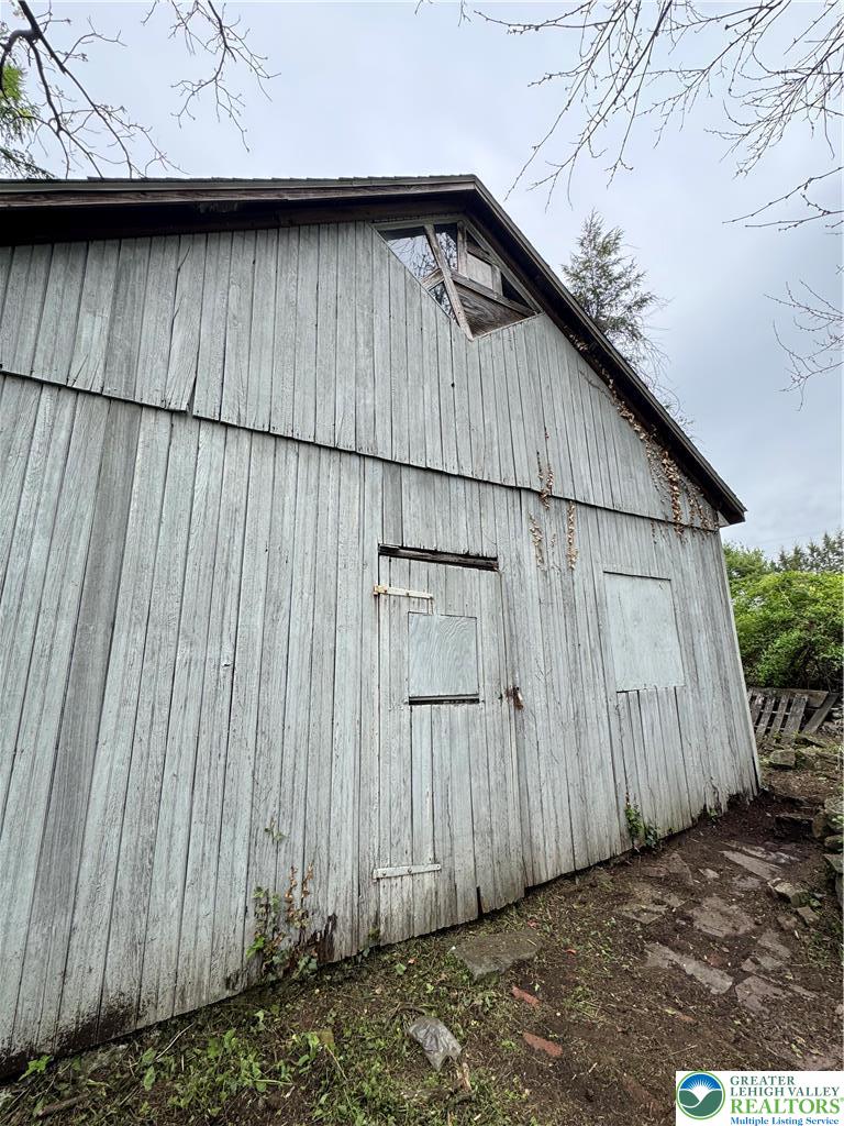 3282 Easton Avenue Property Photo 14