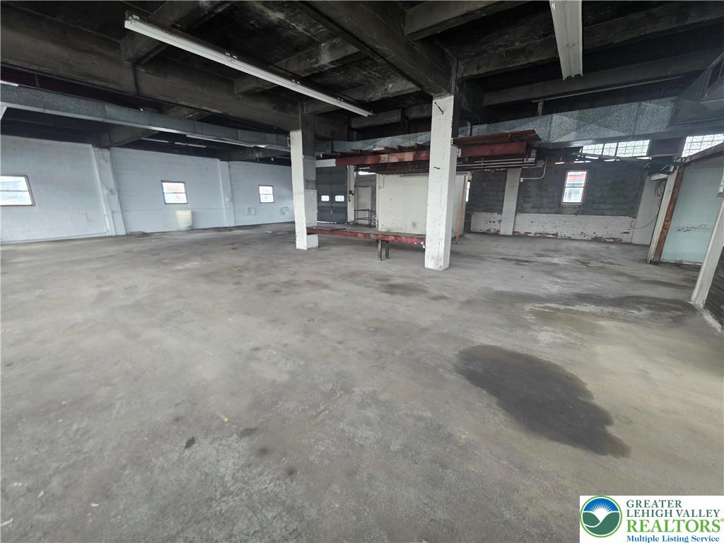 1637 Tilghman Street 1-upper Level Property Photo 7