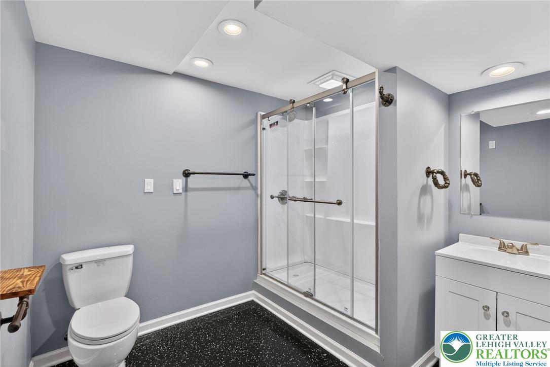 4894 Concord Drive Property Photo 45